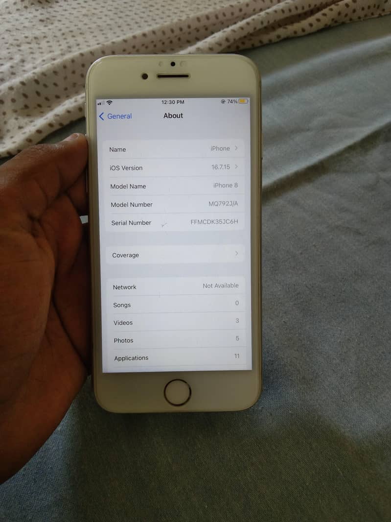 Apple iPhone 8 4