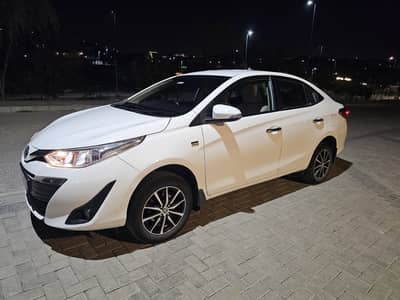 Toyota Yaris Ativ X 2020 fully loaded