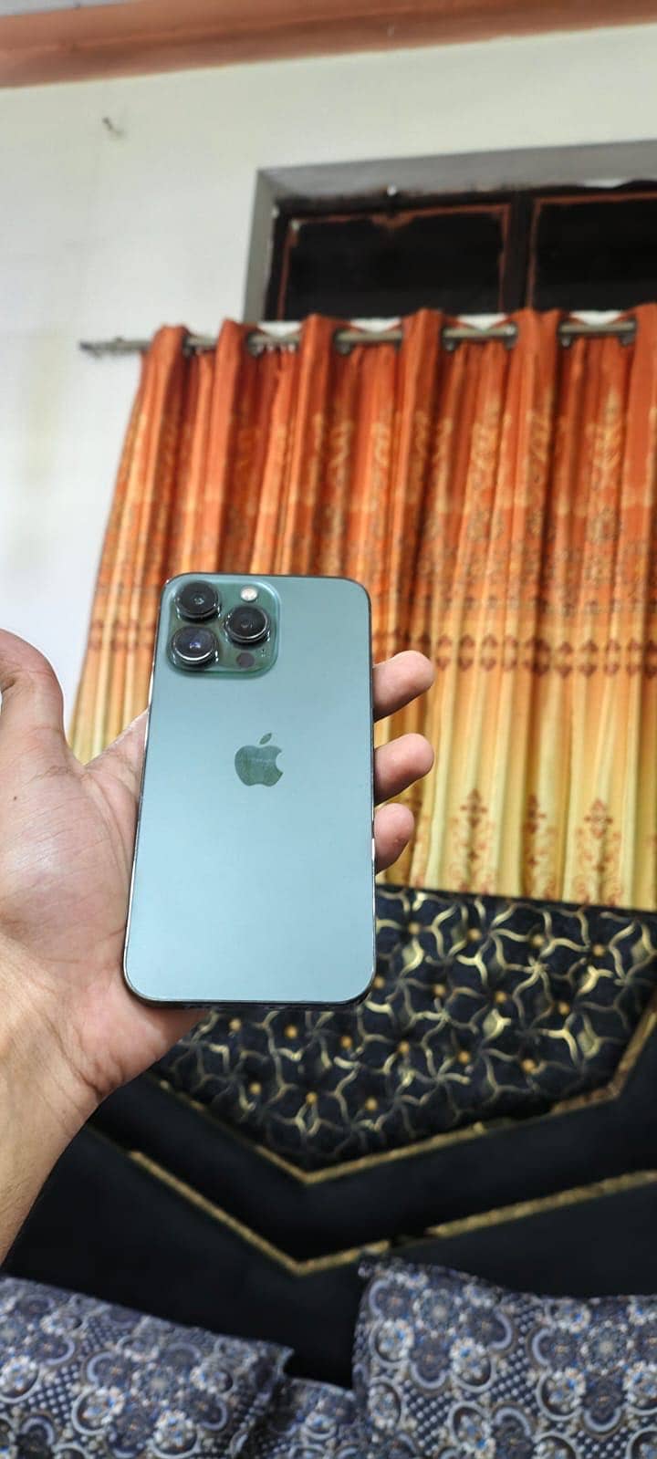 iPhone 13 pro 0