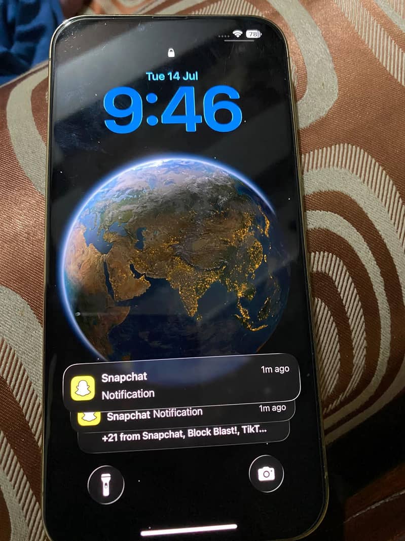 Apple iPhone 13 pro max 0