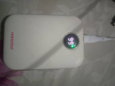 wireless power bank USB port c type in out all okay