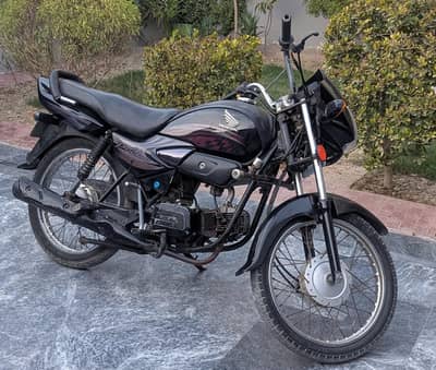 Honda Pridor 2013/14 Model