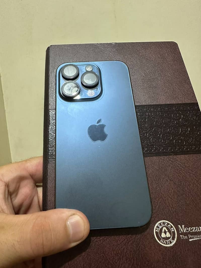 iPhone 15 pro 0