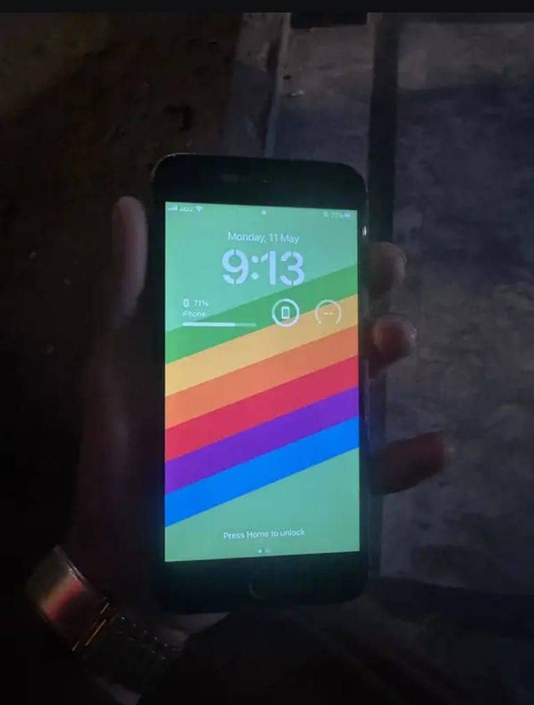 Apple iPhone 8 Plus 3