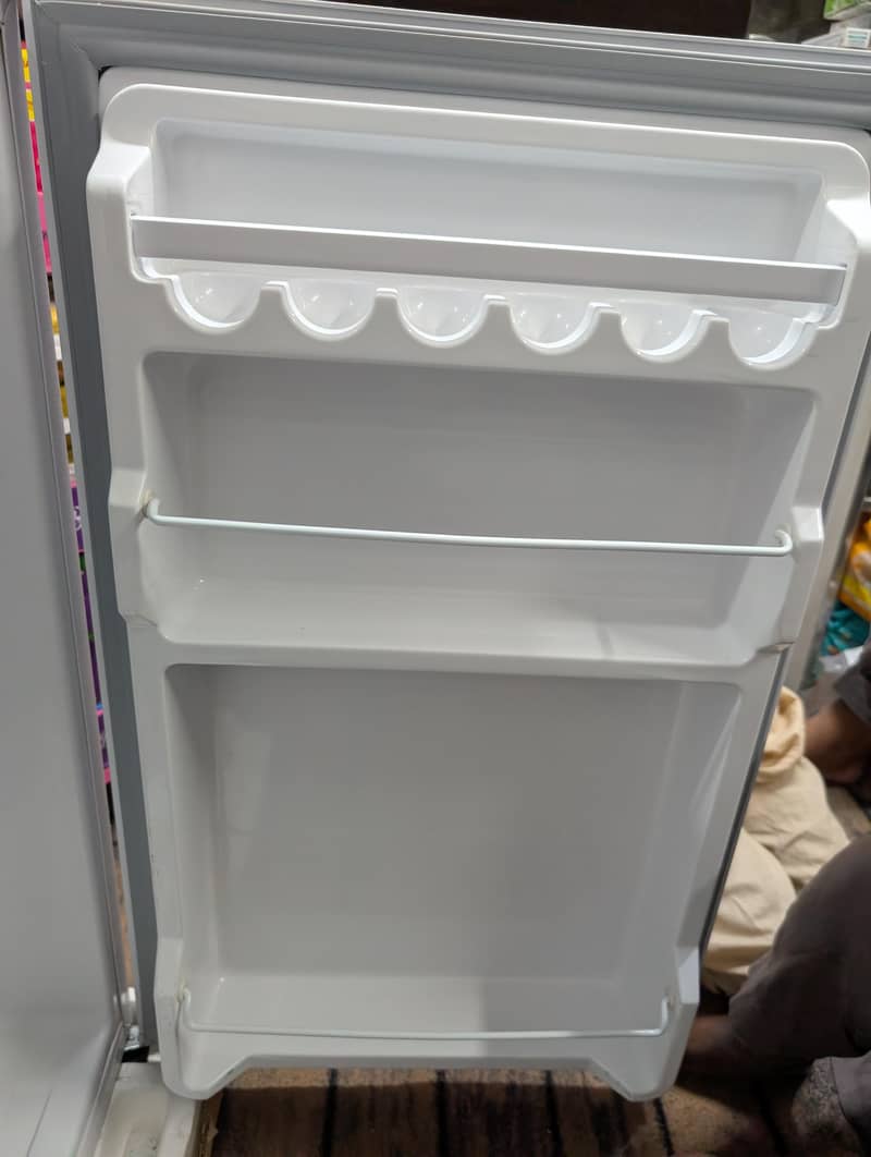 dawlance fridge 1