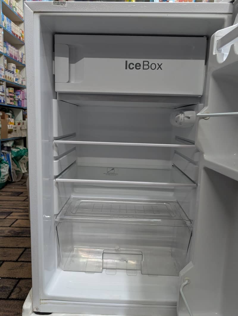 dawlance fridge 3