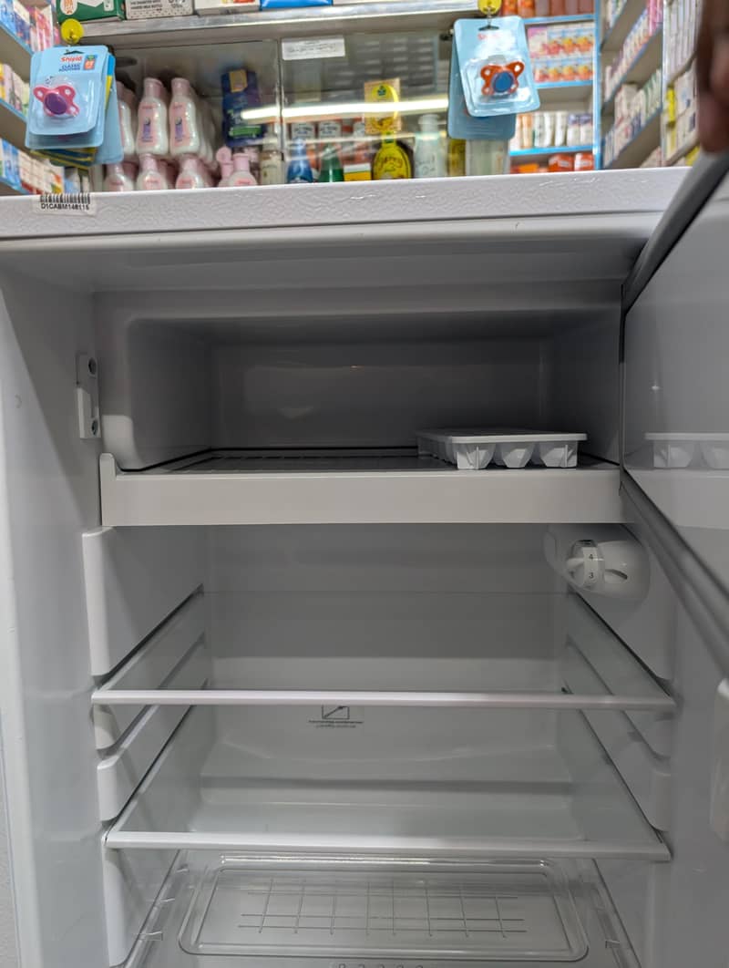 dawlance fridge 4