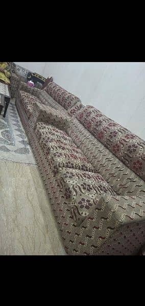 6 seater king size sofa set very good condiyion