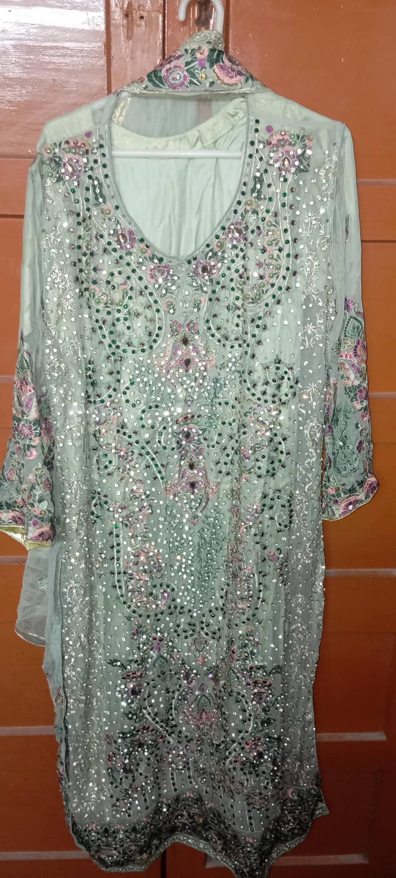 weeding clothes 0