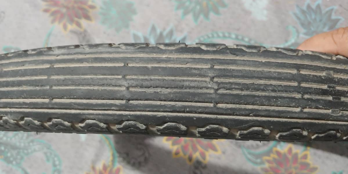 cd 70 tyre 0