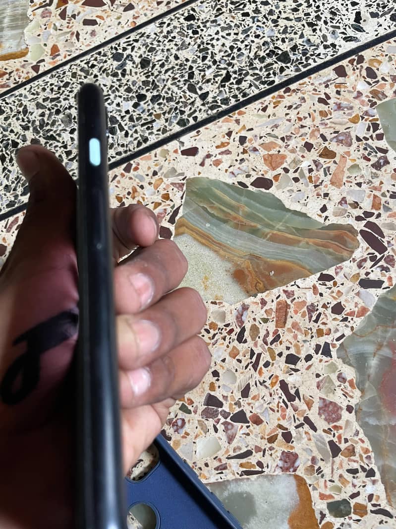 Google Pixel 4a 6
