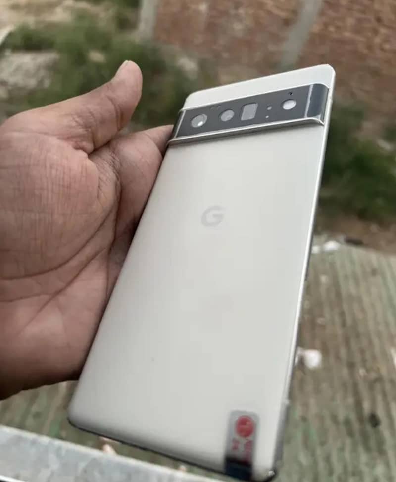 Google Pixel 6 Pro 2