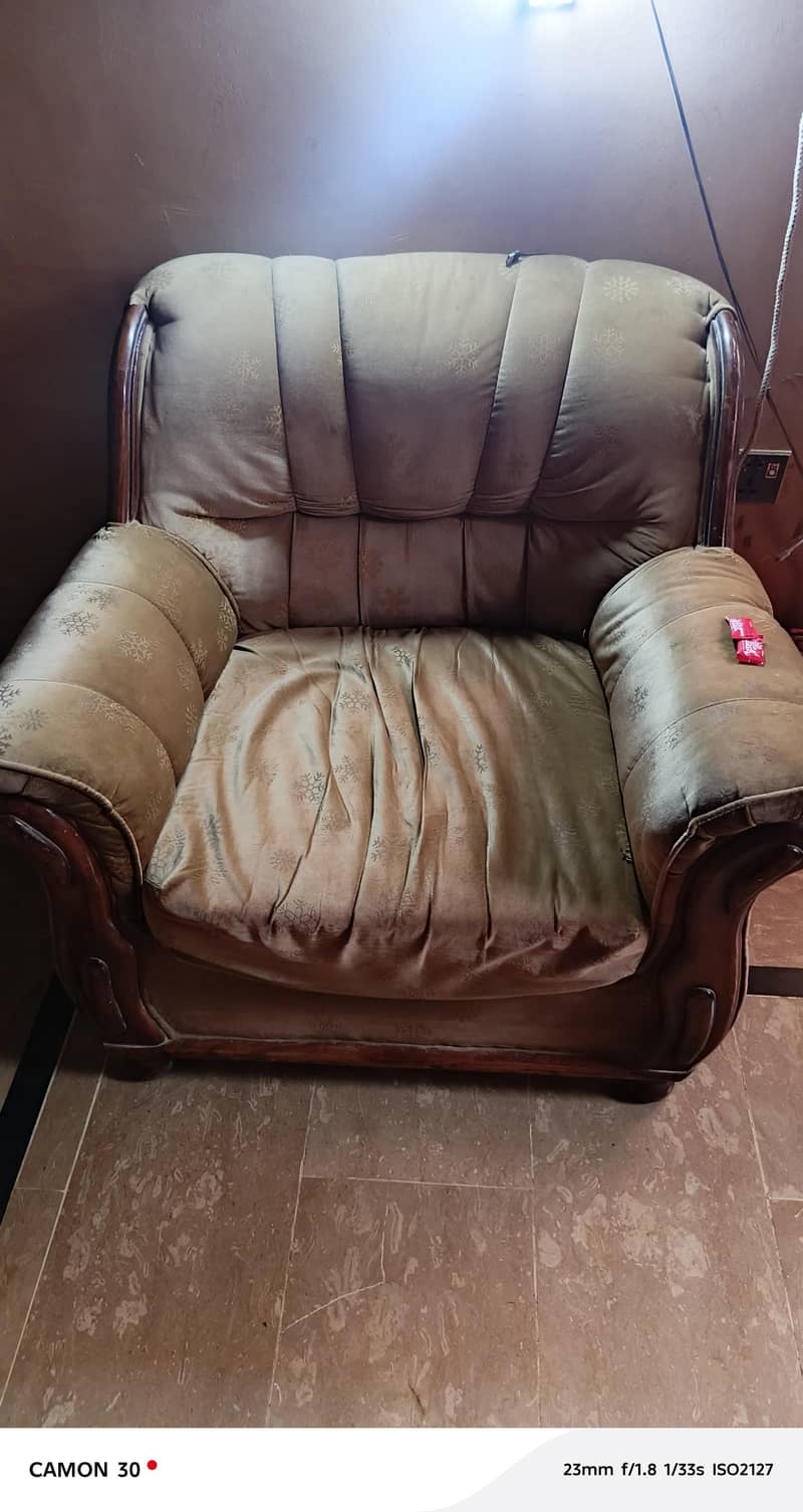 sofa 5 seaters 1