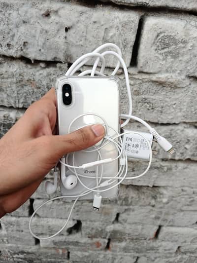 Apple iPhone XS 64gb official Pta approved with charger & handfree