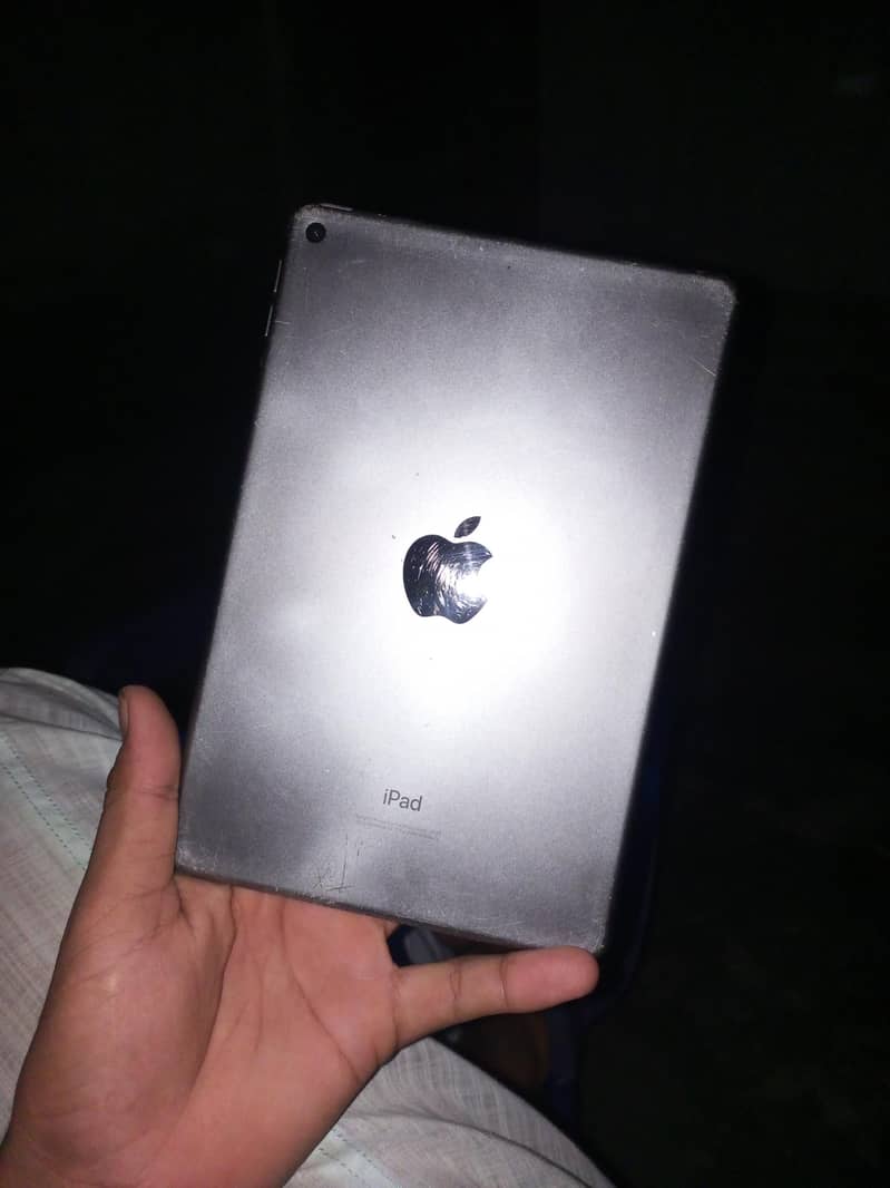 IPAD MINI 5 4