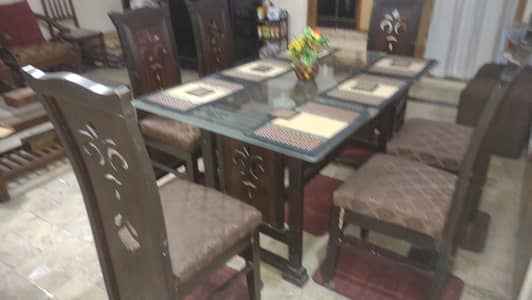 Dining table six Seater