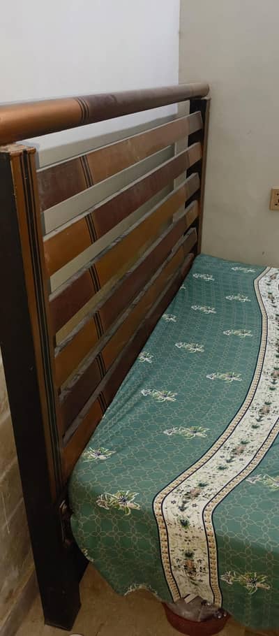 Iron bed