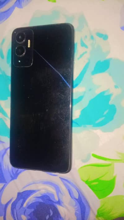 Infinix Hot 12