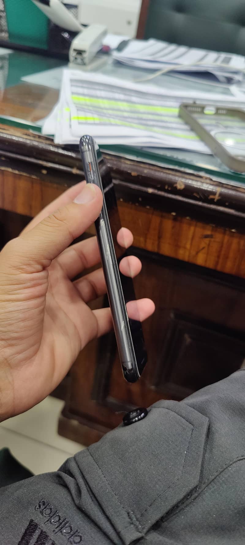 Apple iPhone 11 Pro Max 2