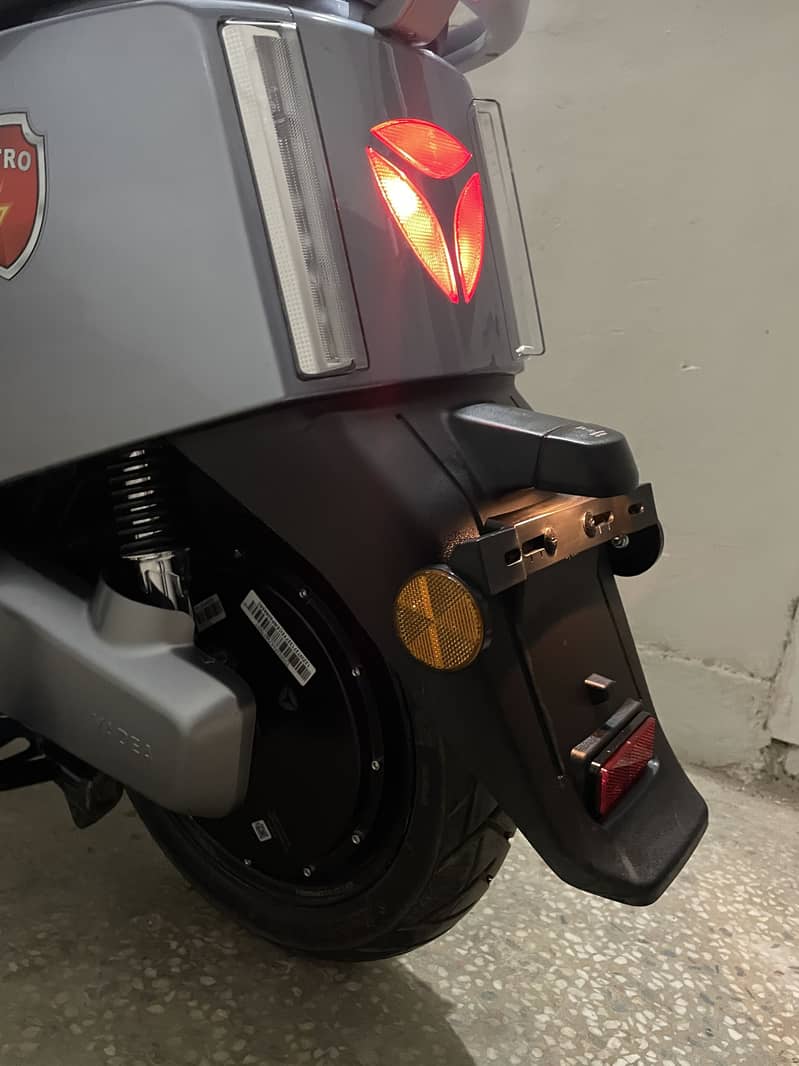 Metro e8s pro 4