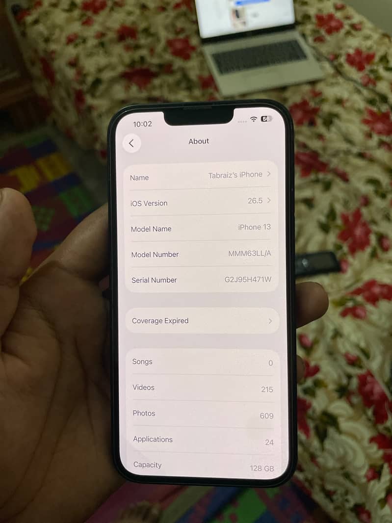 Apple iPhone 13 4