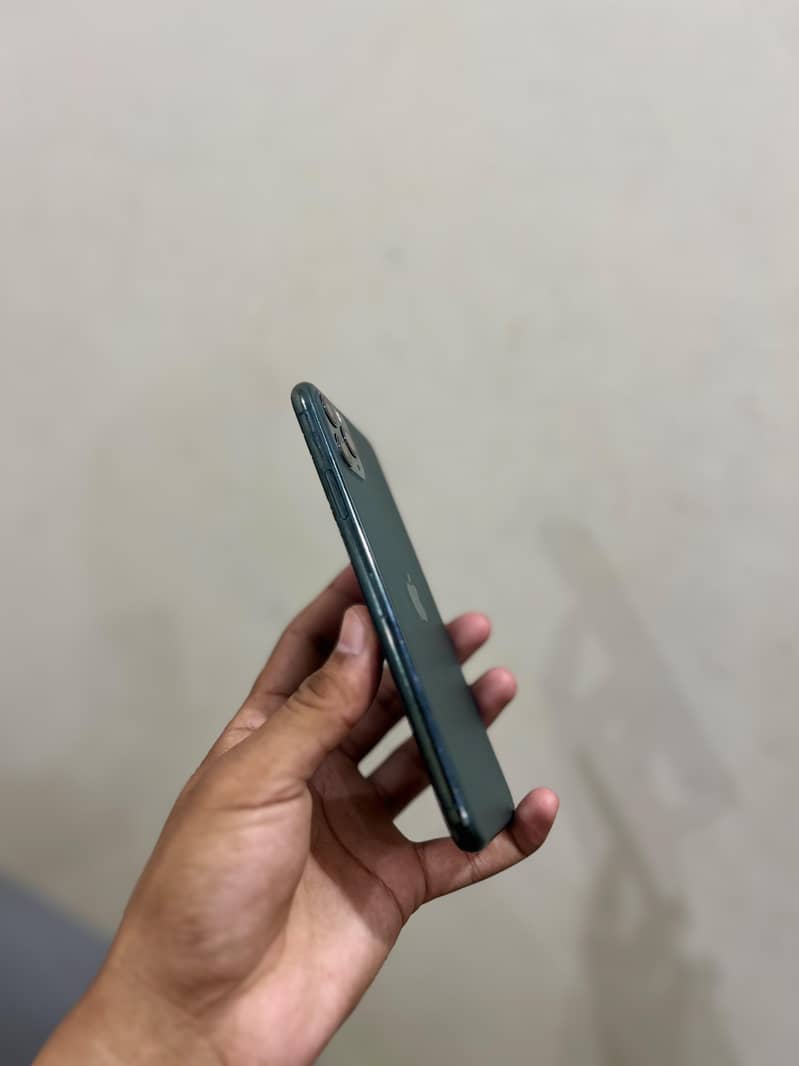 Apple iPhone 11 Pro Max 1