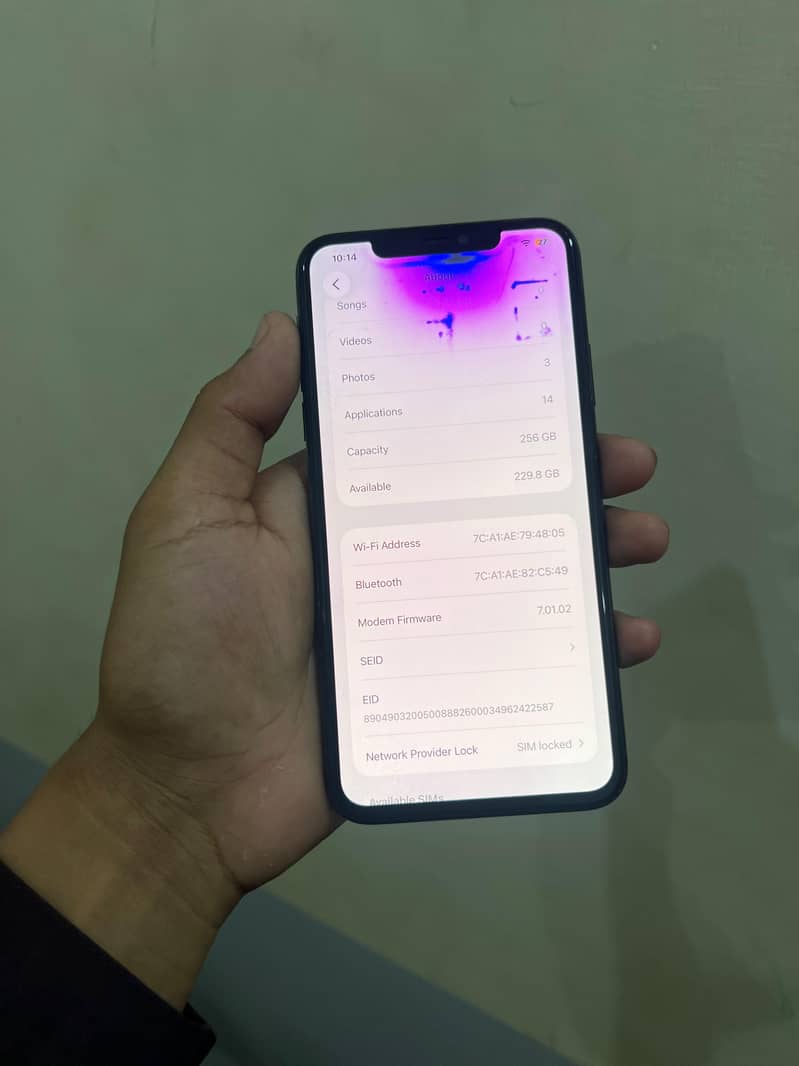 Apple iPhone 11 Pro Max 4