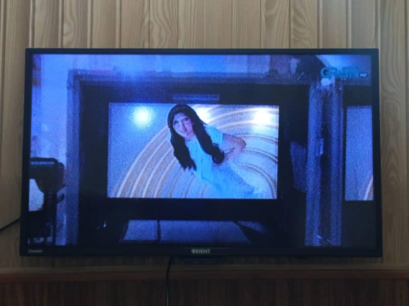 LED Orient 32" 1