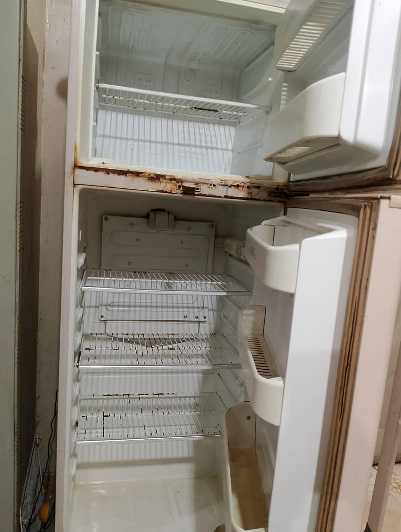Fridge 4