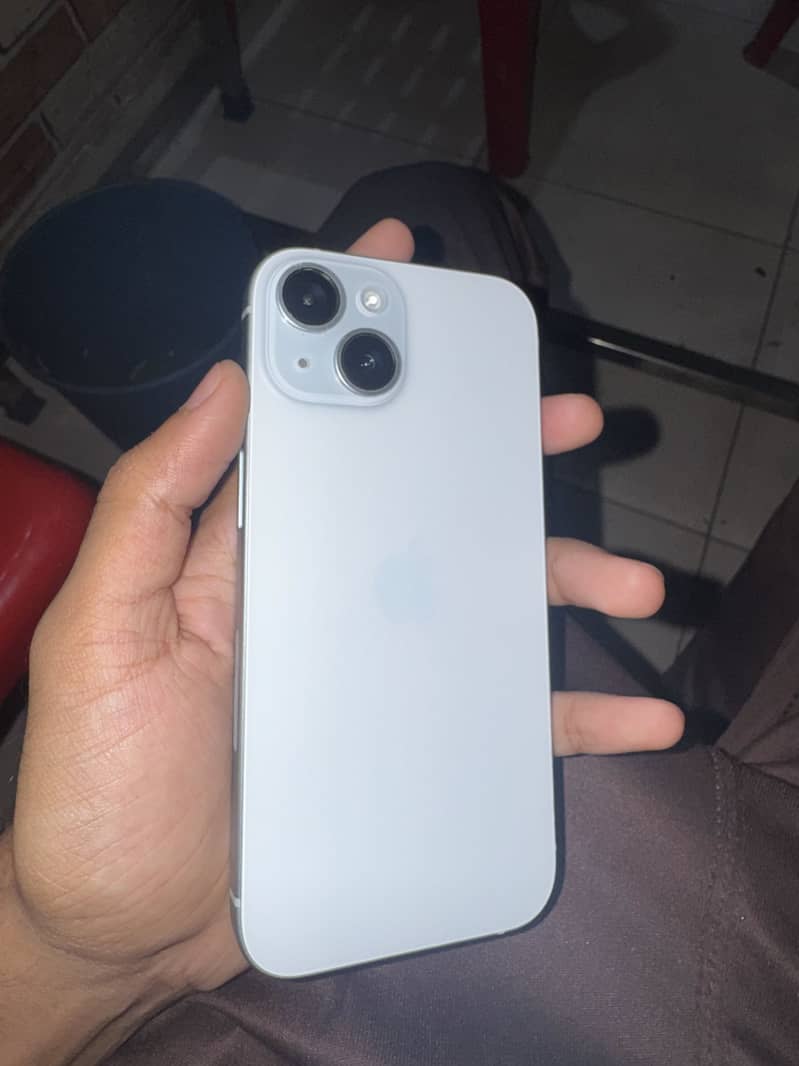 Apple iPhone 15 3