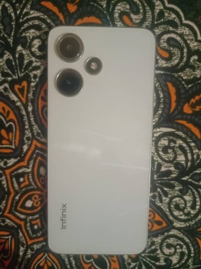 Infinix Hot 30 Play