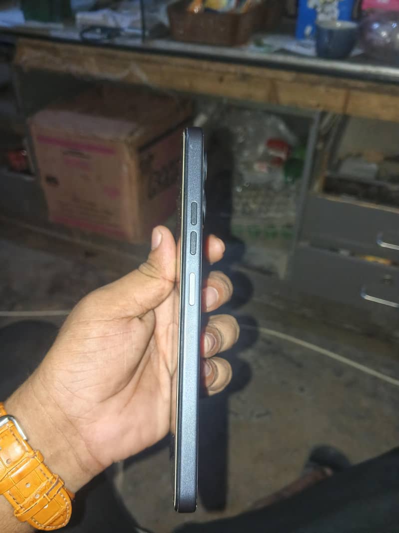 Tecno Spark go 2 4