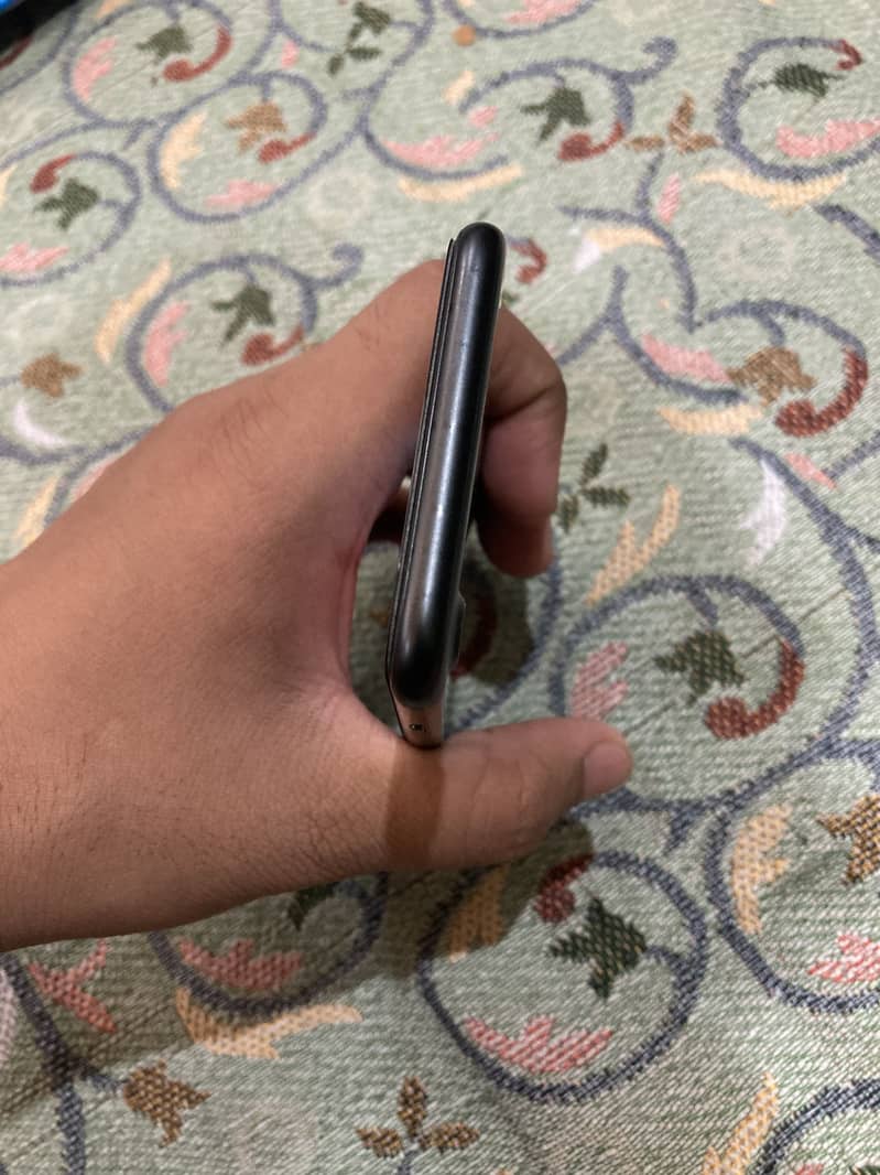 Apple iPhone 7 1
