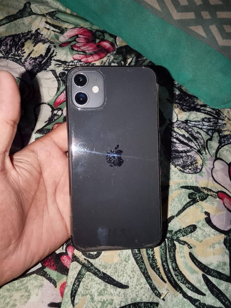 Apple iPhone 11 0