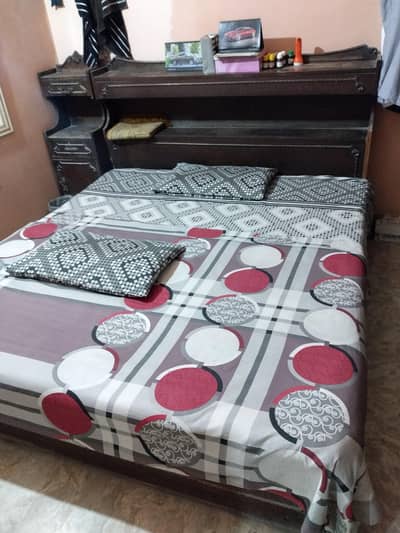 Bed with Foam and Side Tables