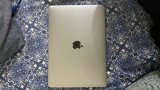 Macbook 2016 13 inch touch bar