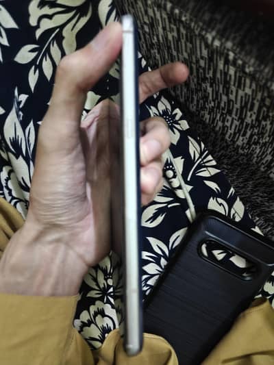 LG V60 ThinQ 5G official pta approved hai