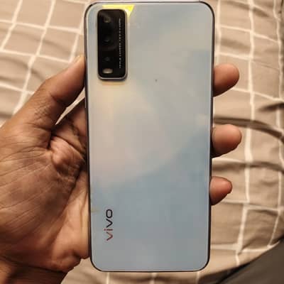 Vivo y20 for sale mobile overall  achi condition mein hai