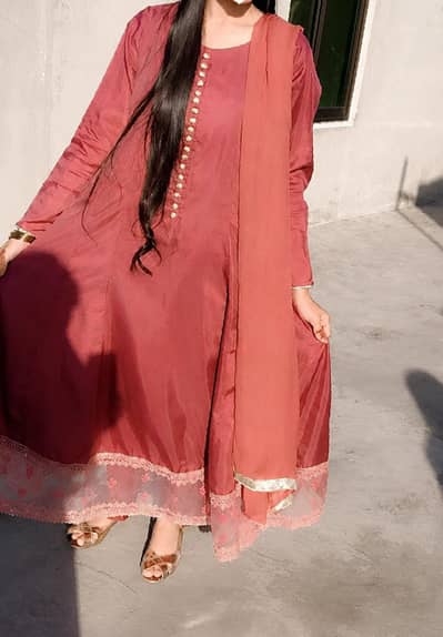 beautiful party wear frock in excellent condition- wore once