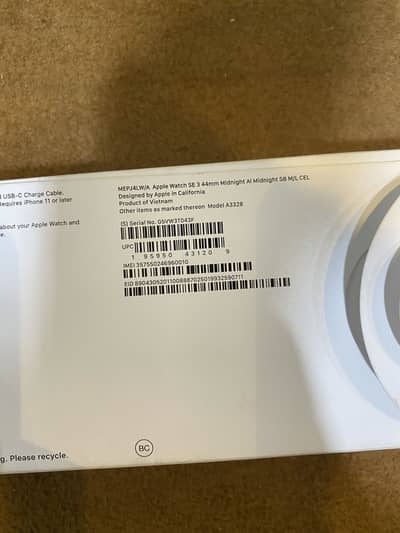 Apple Watch SE 3 44MM CELLULAR WALI BRAND-NEW