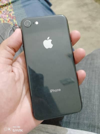 Apple iPhone 8