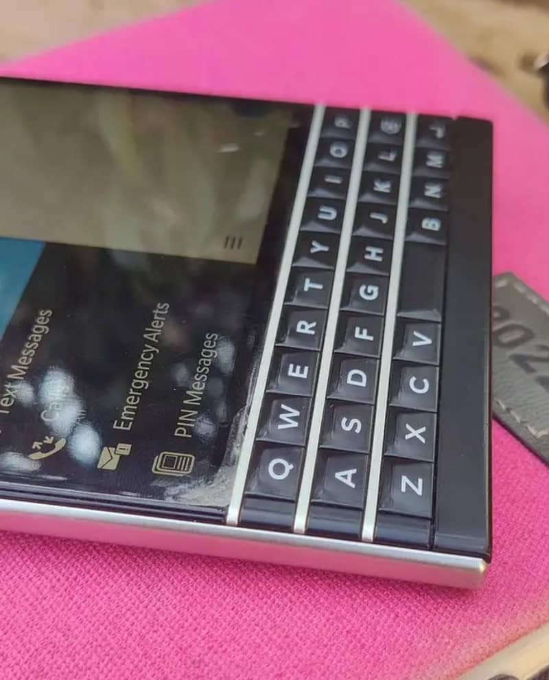 BlackBerry passport 3