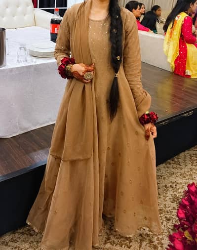 Used Fancy Maxi with Dupatta – Excellent Condition