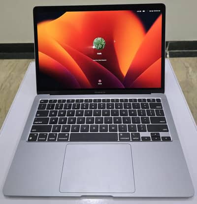 Macbook Air M1 8gb / 256gb Brand New with Box