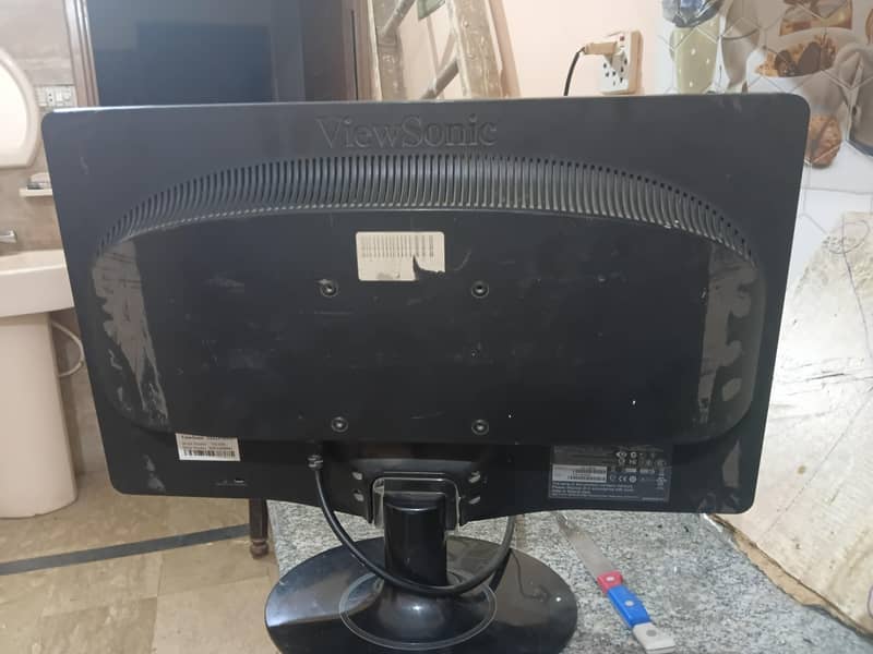 computer lcd 2