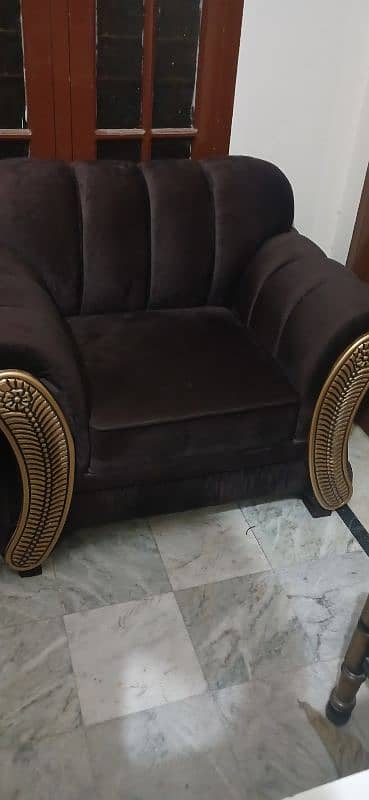 Sofa set 3+2+1 for sale with table