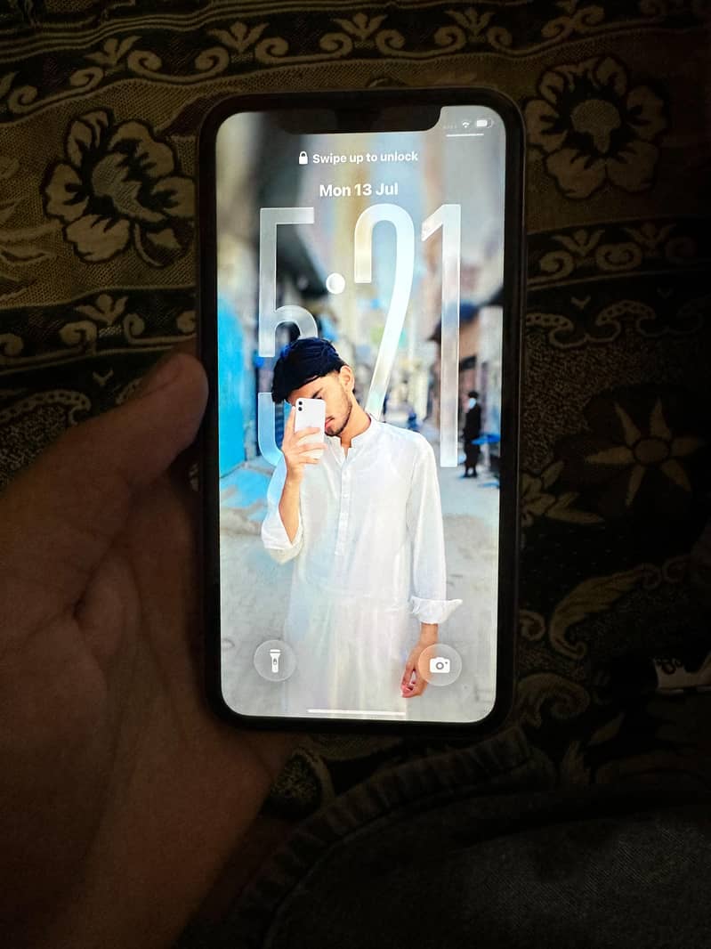 Apple iPhone 11 5