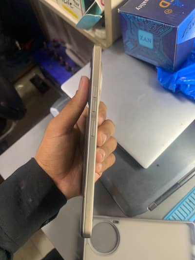Tecno CAMON 30