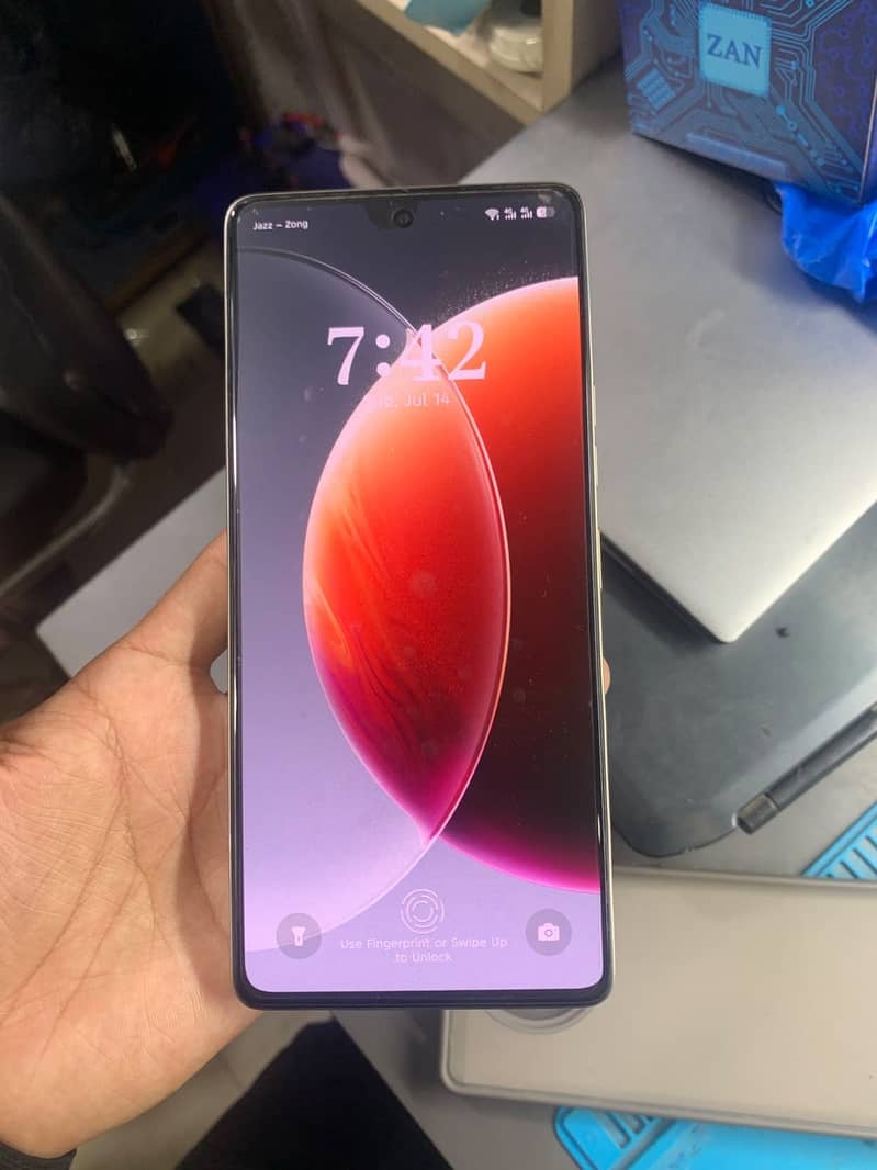 Tecno CAMON 30 4