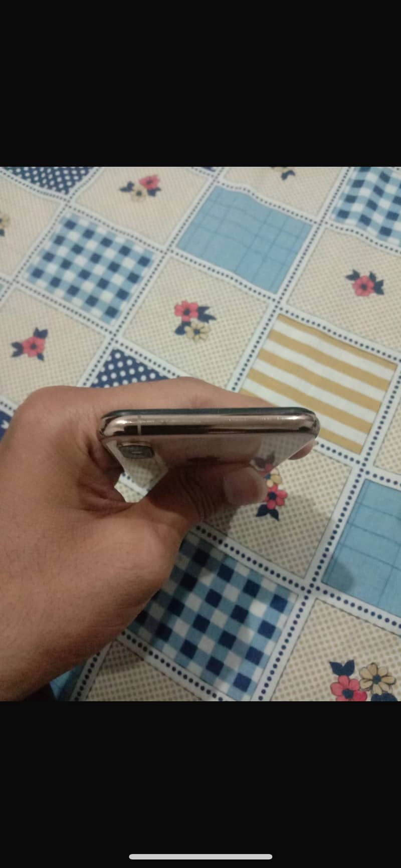 Apple iPhone XS 1